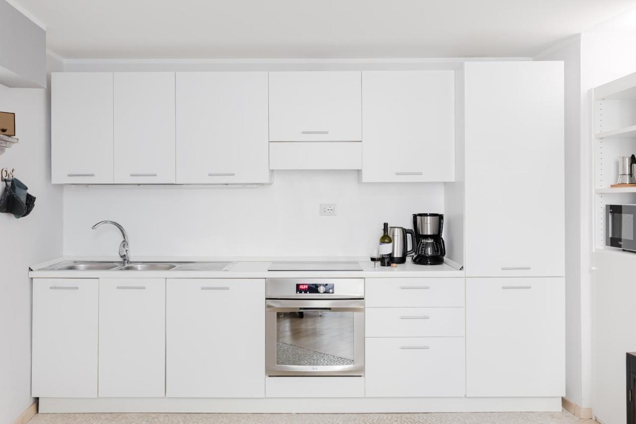 Piazza Margana Private Apartment Рим Екстериор снимка